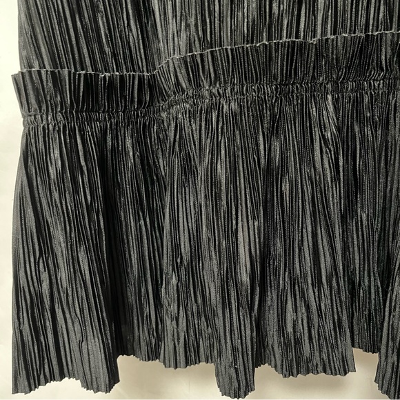 H&M black textured Blouse - ruffles - Picture 3 of 6